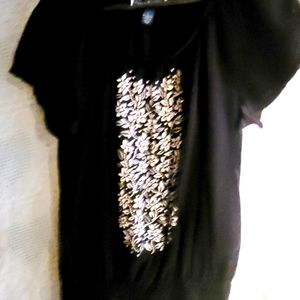 Karen Scott T Shirt Size Large. Elastic Waist, Black & White w/ Rhinestones